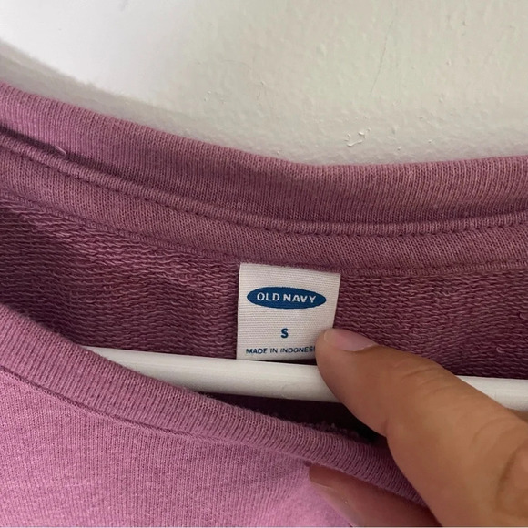Old Navy Women’s Mauve Ruffle Sleeve Crewneck Sweater Size Small - Picture 3 of 8